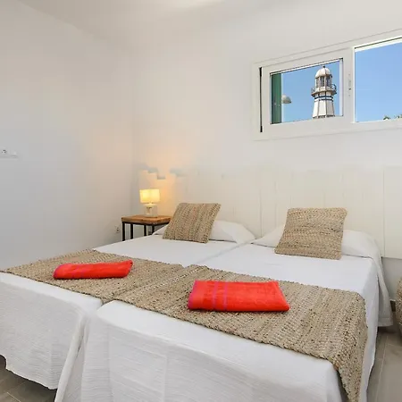 Red Volcano- Pool, Gym And Activities In Sport Center Fariones Included Vakantiehuis Puerto del Carmen (Lanzarote)