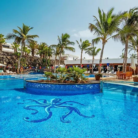 Red Volcano- Pool, Gym And Activities In Sport Center Fariones Included Holiday home *